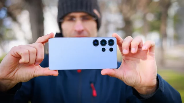 Heres-why-the-Galaxy-S26-Ultras-camera-upgrade-matters-but-wont-grant-it-the-kings-crown Samsung Galaxy S26 Ultra: новый король камер или переоценённый флагман?