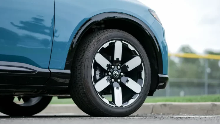 Обзор Honda Prologue AWD Elite 2024: самый недооценённый электромобиль фото