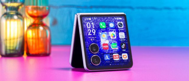 Honor Magic V Flip2 Jimmy Choo Edition