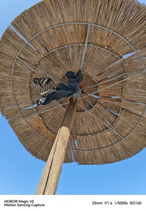 Обзор Honor Magic V5: беги, Samsung, беги фото