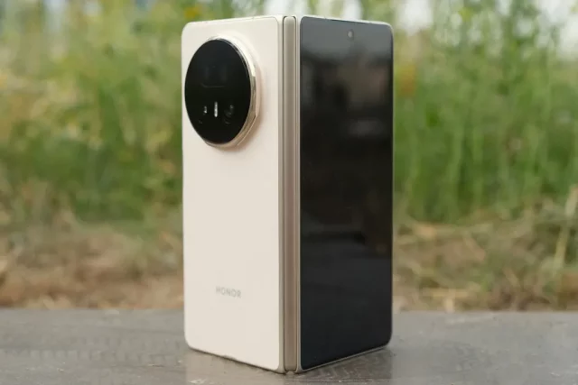 Обзор Honor Magic V5 — ультратонкий складной телефон