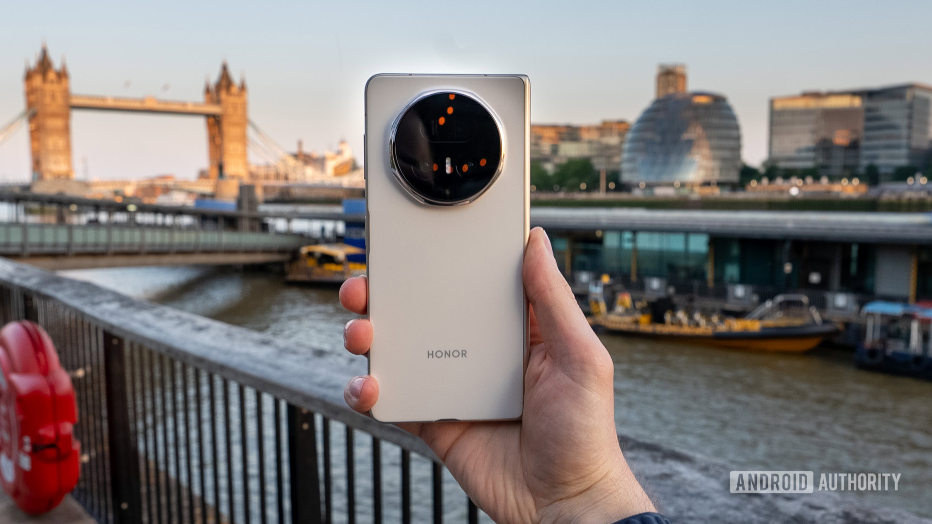 Honor Magic V5: Выход на глобальный рынок и доступность