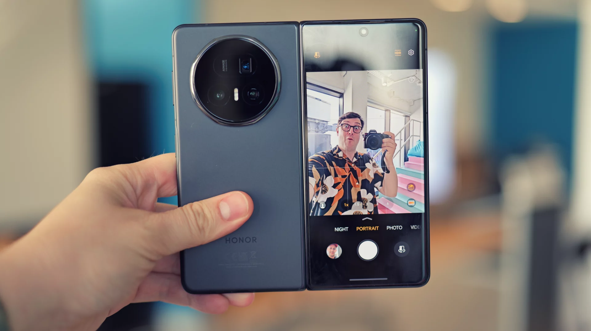 Honor бросает вызов Samsung: глобальный запуск Magic V5 состоится 28 августа и обещает битву титанов