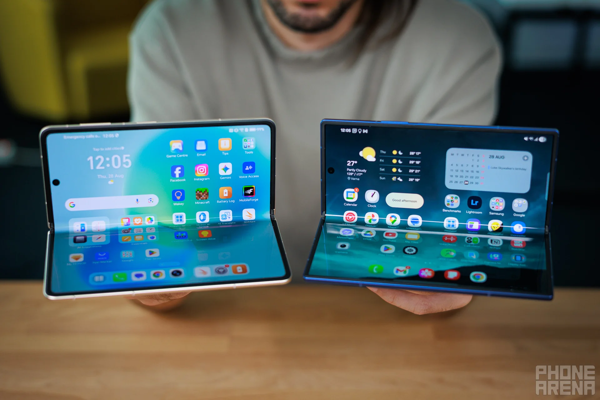 Honor Magic V5 против Galaxy Z Fold 7 