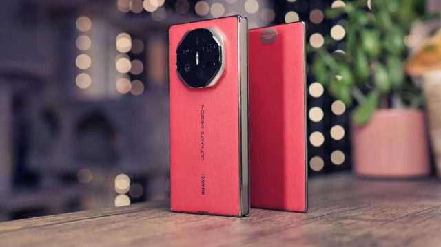 Huawei Mate XTS: первый в мире трискладущийся смартфон представят официально