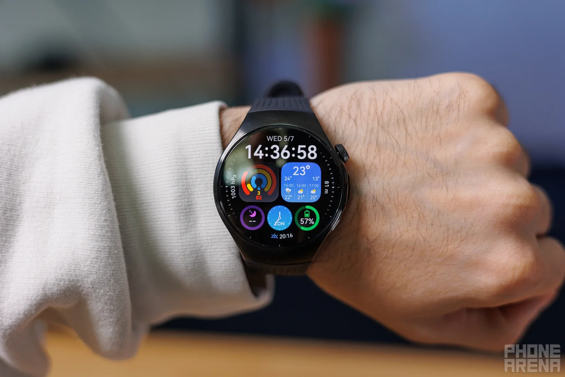 Шок: Huawei обошёл Apple Watch, потому что Apple этого не хочет?