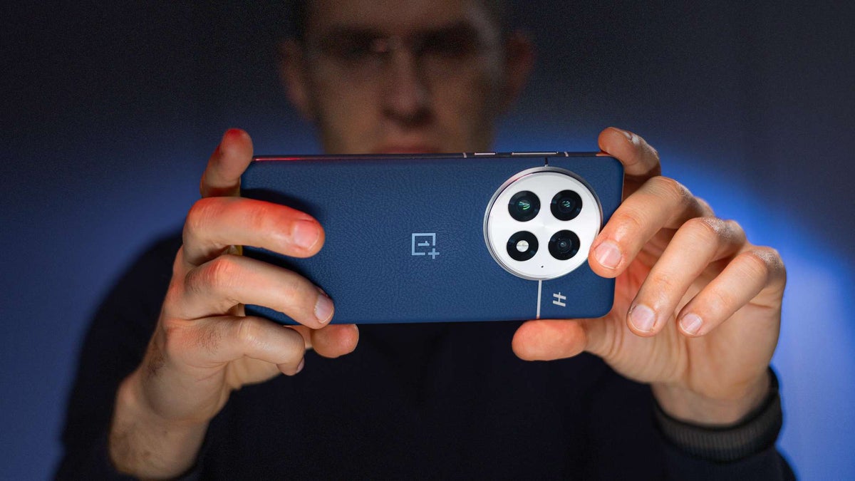 OnePlus 13: инструкция по зарядке