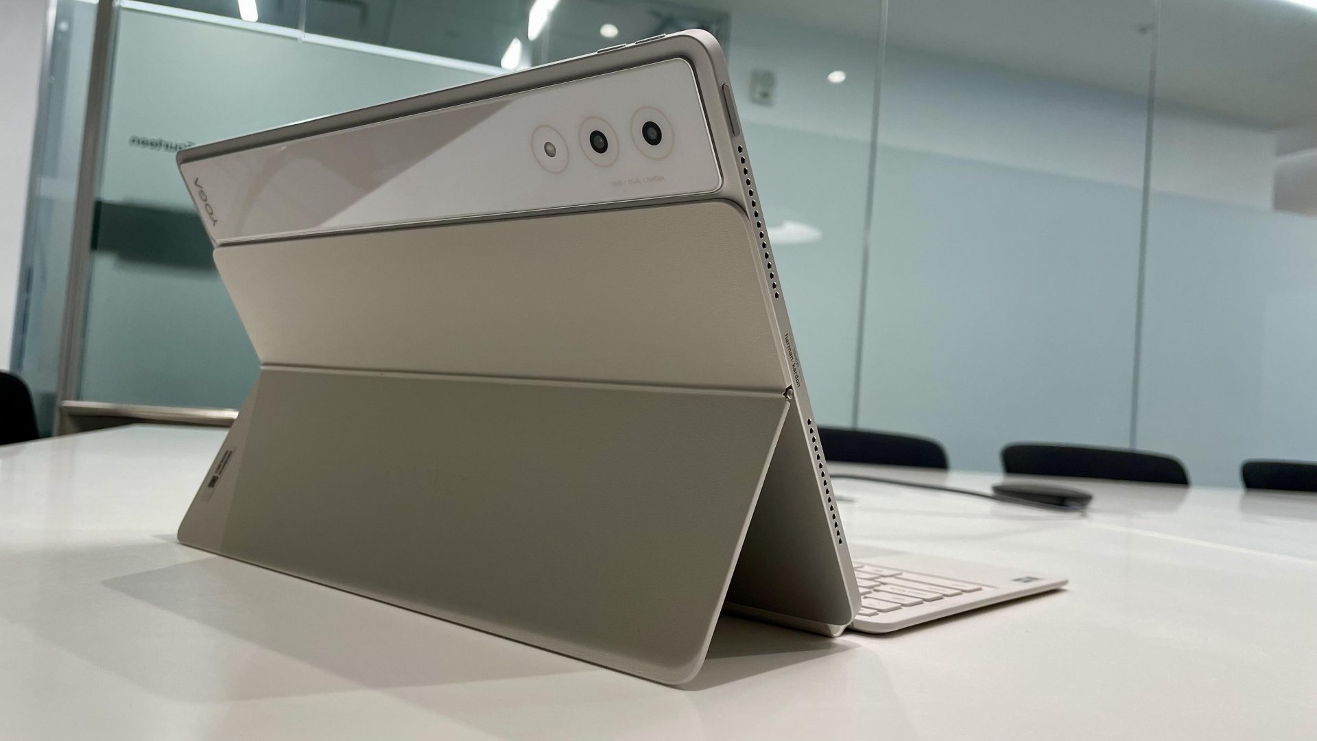 Lenovo Tab P12: почему этот планшет среднего класса превзошёл конкурентов? фото