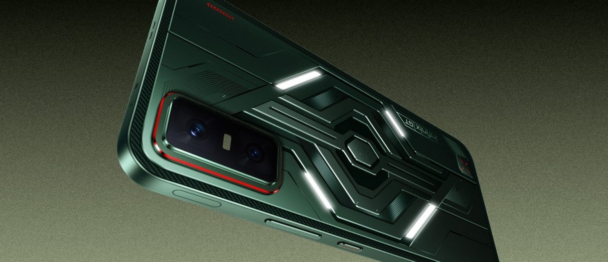 432893Игровой монстр: Infinix GT 30 с подсветкой и тактильными триггерами