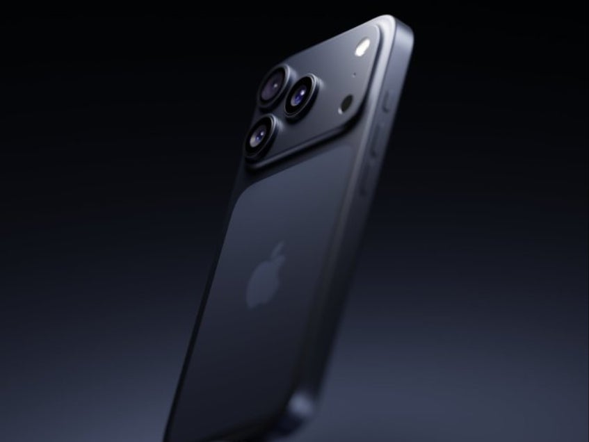 Apple шокирует поклонников: базового iPhone 18 не будет!