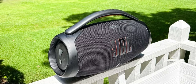 Обзор JBL Boombox 3 – мощный звук и долгая работа без подзарядки
