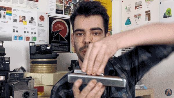 Они возвращают легенду! Самая культовая моментальная камера всех времён снова в продаже