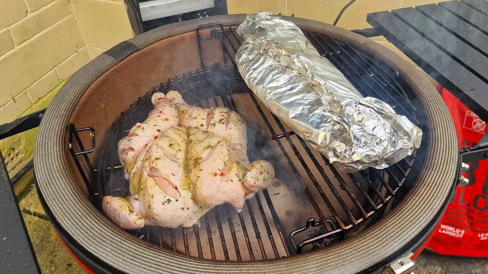 Kamado Joe Konnected — идеальный гриль в 2025 году картинка Kamado Joe Konnected — идеальный гриль в 2025 году