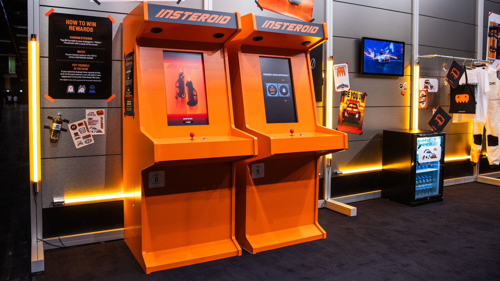 Игровая классика на колесах: Hyundai создала авто в стиле ретро-аркад фото