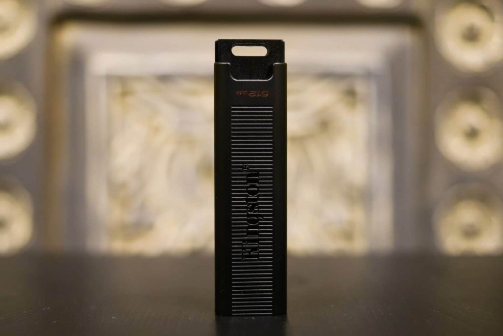 Обзор Kingston DataTraveler Max