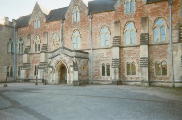 Обзор Kodak Funsaver: соблазнительный и заряженный фото