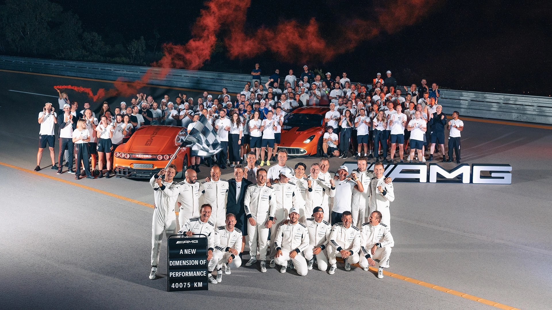 Этот дикий концепт-кар Mercedes-AMG только что побил несколько рекордов дальности для электромобилей, включая «кругосветку» за восемь дней