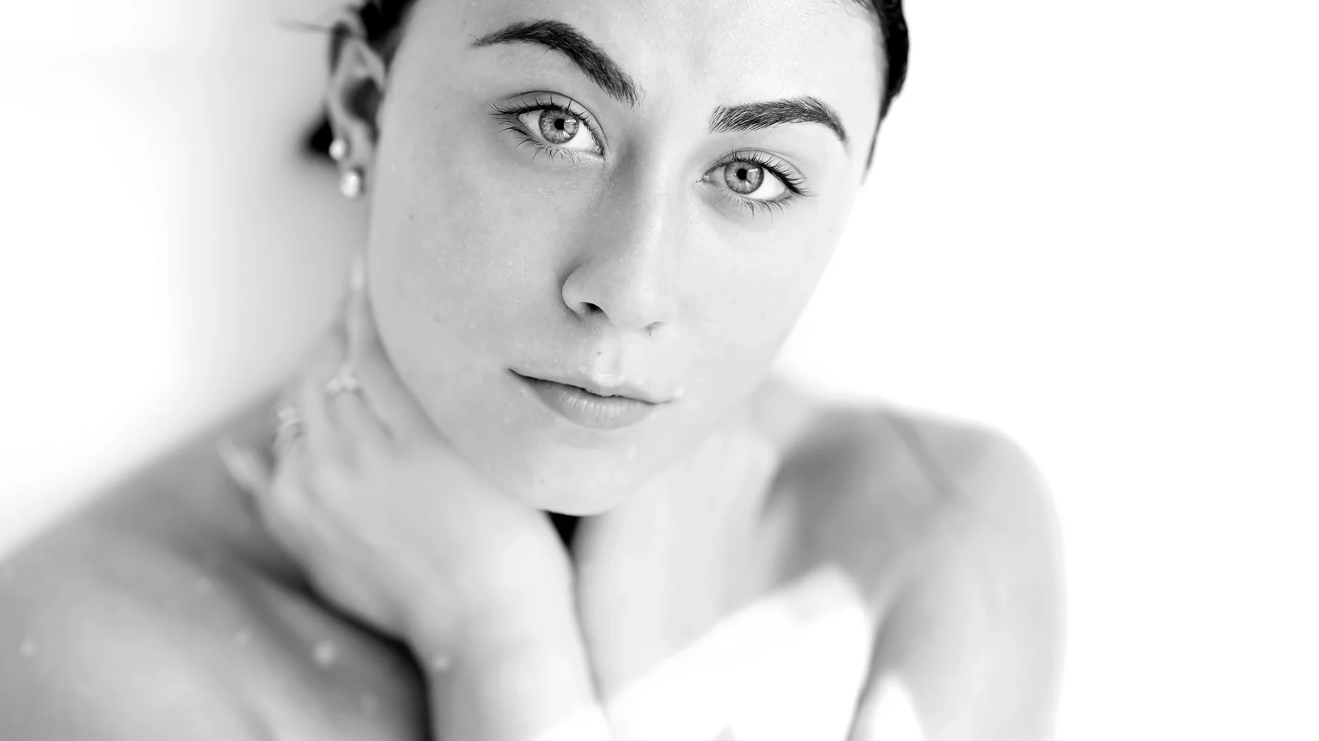 Идеальный портретный объектив: почему фокусное расстояние — это ключ к потрясающим снимкам фото