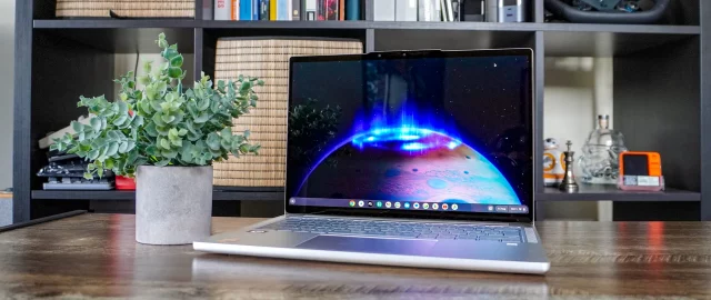 Lenovo Chromebook Plus 14