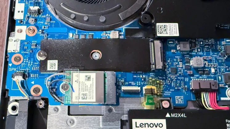 Обзор Lenovo LOQ 15ARP9: неплохие игры, но низкая производительность фото