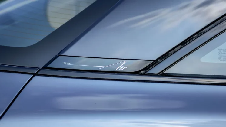 Обзор Lucid Air Touring 2025: спортивный характер и впечатляющая эффективность фото