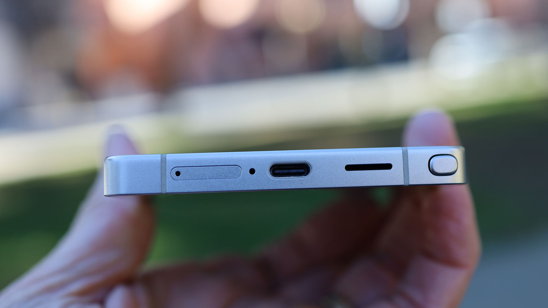 Galaxy S26 Ultra: новый дизайн и камеры, но с одним недостатком фото