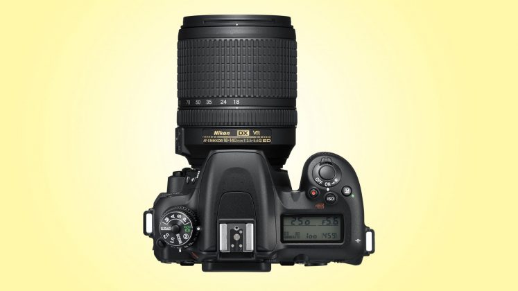 Nikon D7500