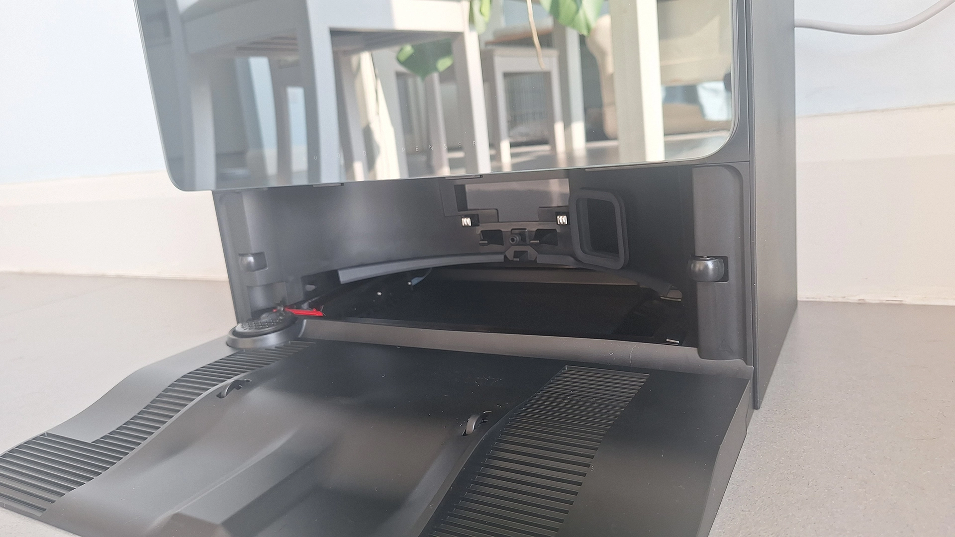 Может ли робот-пылесос заменить швабру? Я протестировала все гибридные модели, и вот мой вердикт