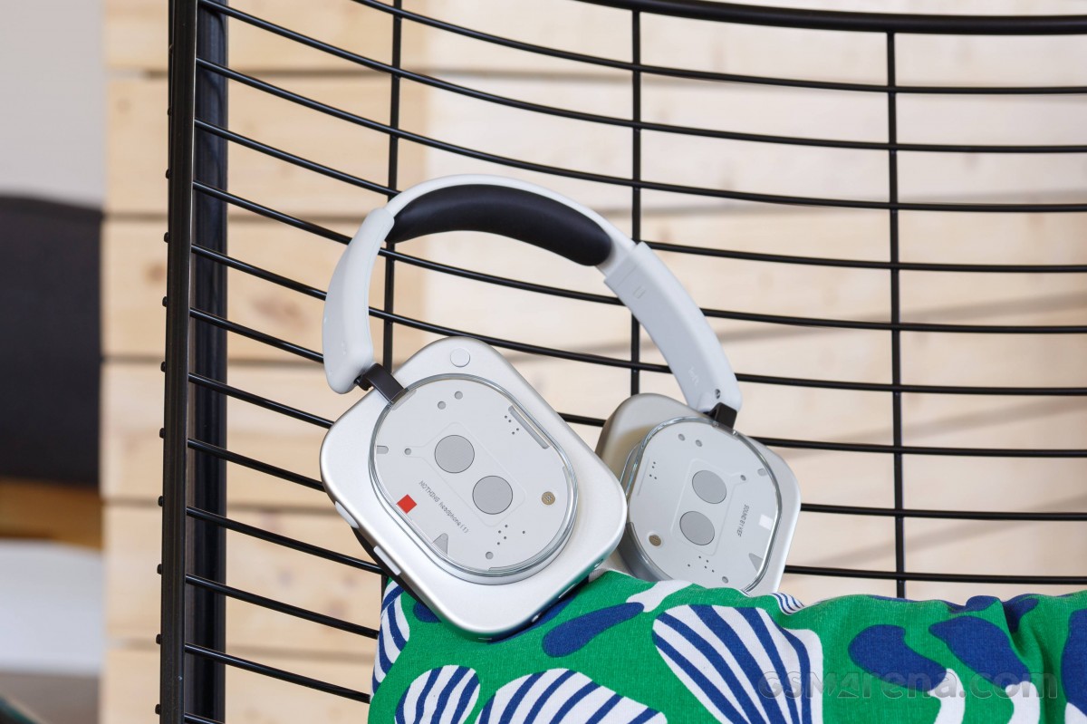 Nothing Headphones (1)