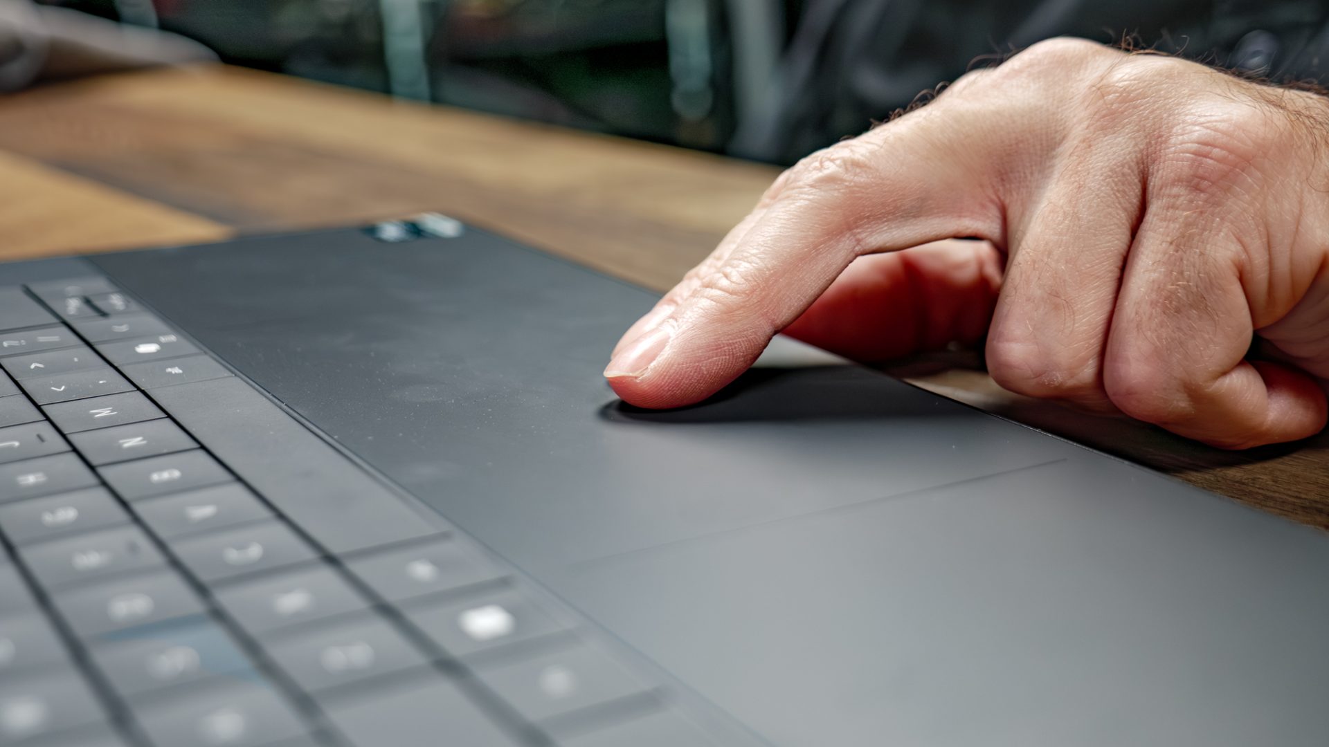 Ноутбук Dell XPS 16 – полный разбор возможностей