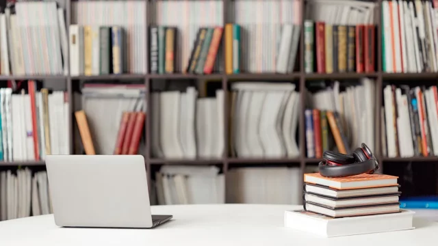 Лучшие ноутбуки для колледжа: проверенные модели для работы, учебы, игр и многого другого