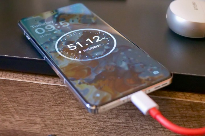 OnePlus 15: первые утечки раскрывают характеристики нового флагмана