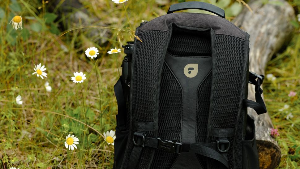 Обзор PolarPro RoadRunner 16L: лёгкий, удобный и подходит для обеих рук картинка PolarPro RoadRunner 16L