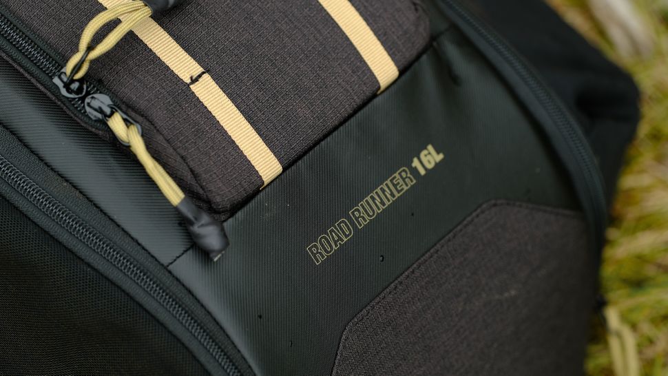 Обзор PolarPro RoadRunner 16L: лёгкий, удобный и подходит для обеих рук картинка PolarPro RoadRunner 16L