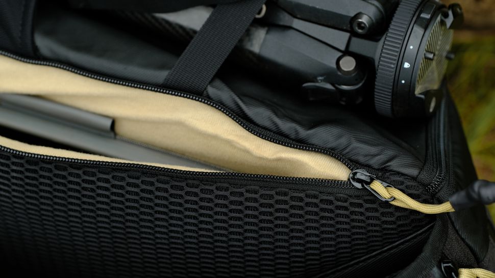 Обзор PolarPro RoadRunner 16L: лёгкий, удобный и подходит для обеих рук картинка PolarPro RoadRunner 16L