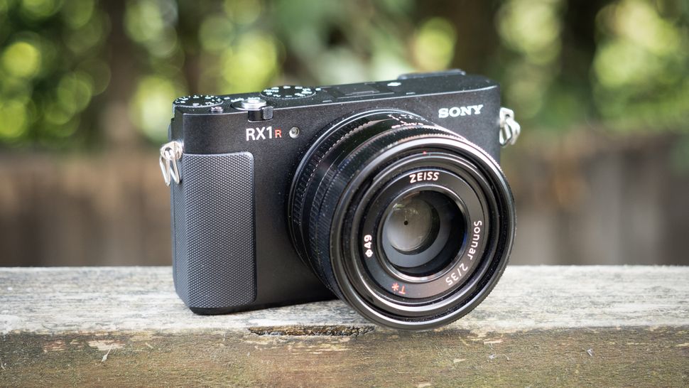 Противостояние камер Sony RX1R III, Leica Q3 и Leica Q3 43