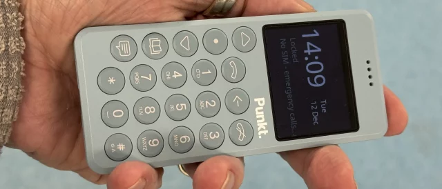 Обзор Punkt MP02: стильный минималистичный 4G-телефон для тех, кто хочет отдохнуть от гаджетов