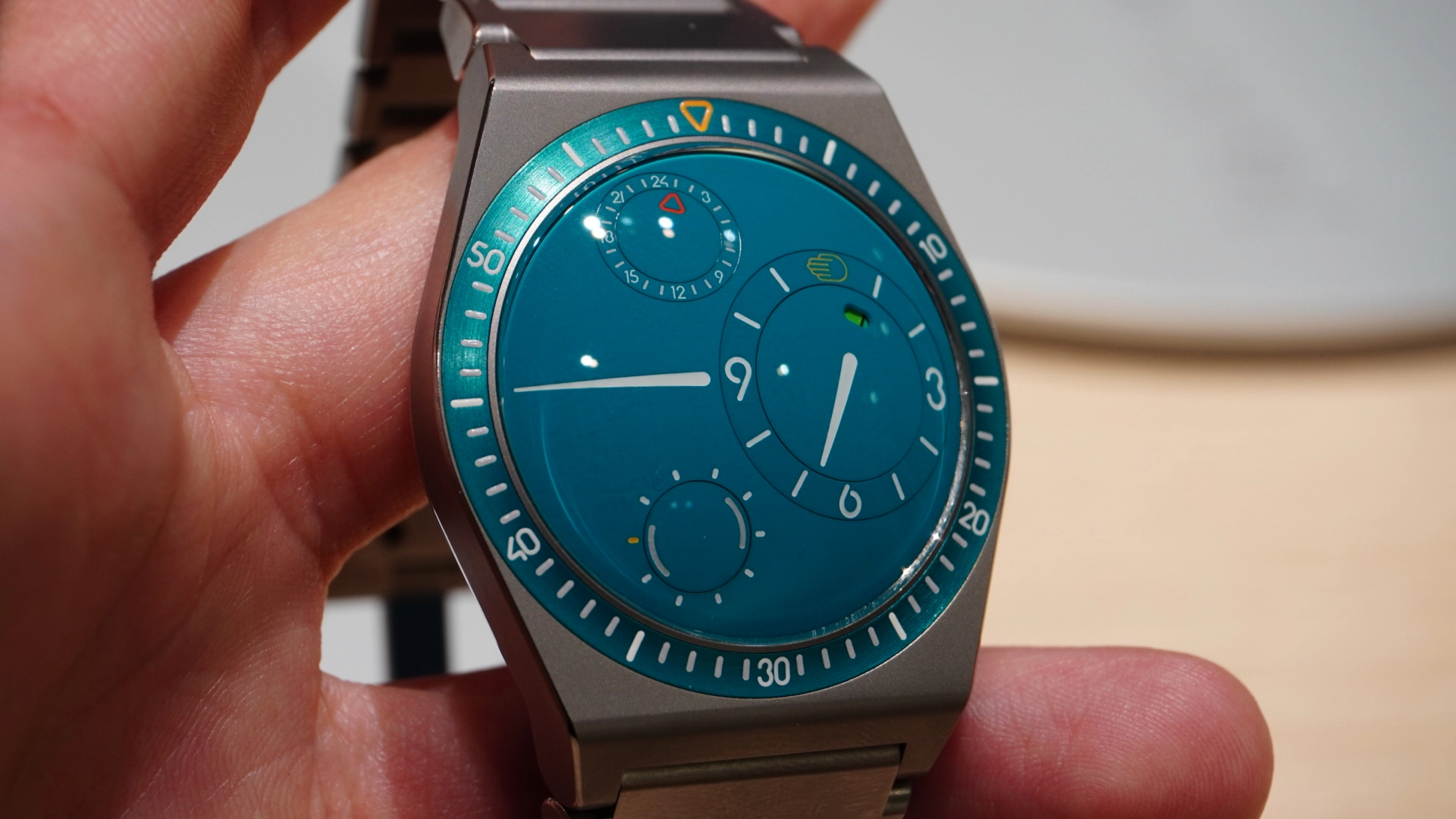 Google Pixel Watch 4 только что шокировали меня — и не по той причине, о которой вы подумали картинка Google Pixel Watch 4 только что шокировали меня — и не по той причине, о которой вы подумали