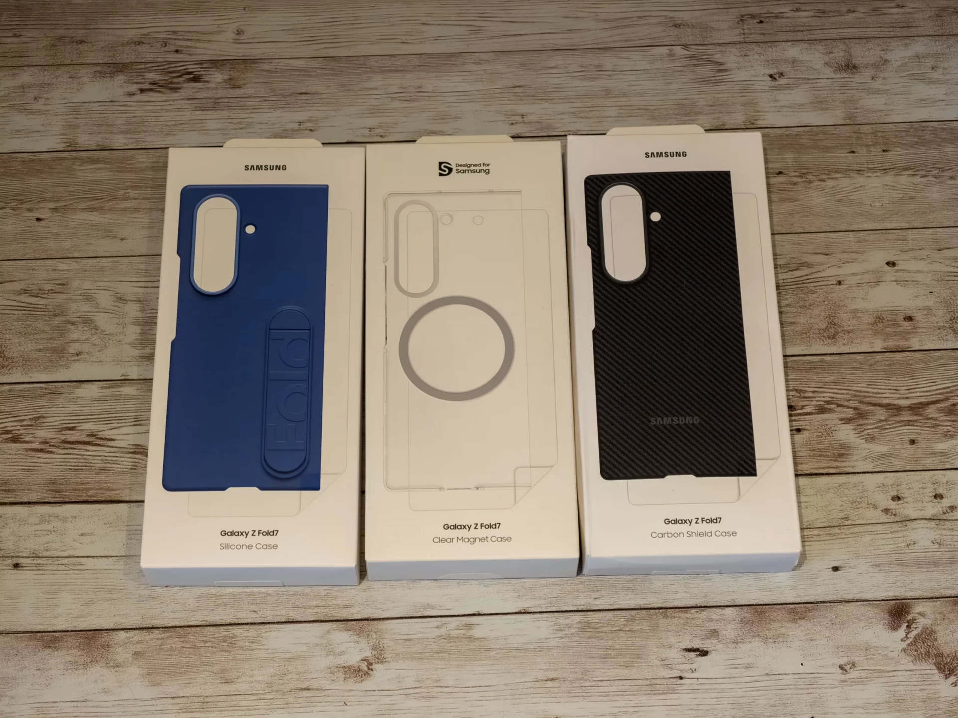 Я перепробовал десятки чехлов для Galaxy Z Fold 7, и все они упускают одну простую, но гениальную деталь