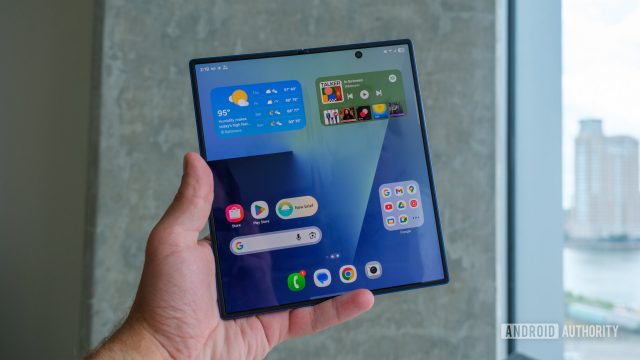Samsung Galaxy Z Fold 7 прошел жесткий тест на живучесть — и вот результаты!