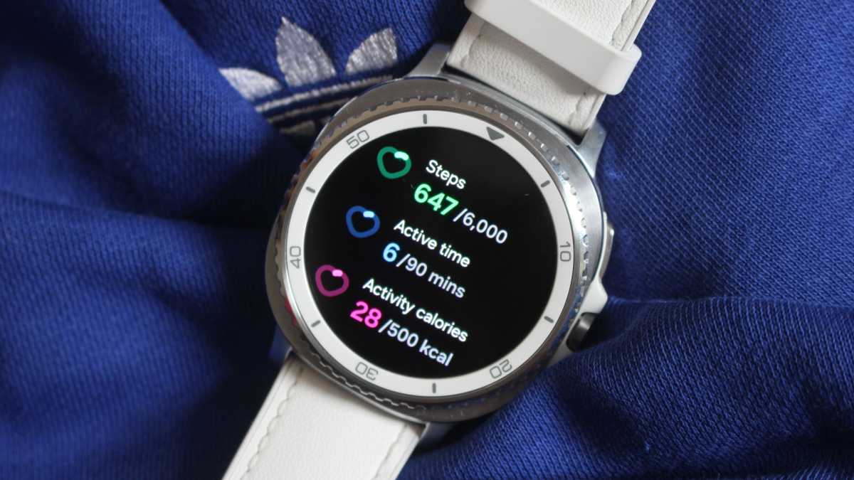 Что нужно Galaxy Watch, чтобы превзойти Pixel Watch? Ответ — Fitbit картинка Что нужно Galaxy Watch, чтобы превзойти Pixel Watch? Ответ — Fitbit
