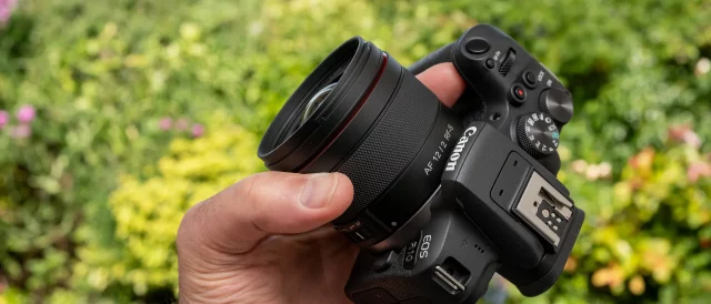 Samyang AF 12 мм f2 RF-S