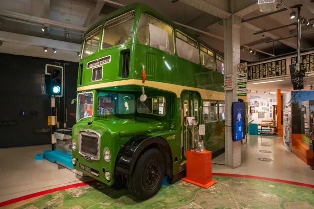 Обзор LK Samyang AF 12 мм f/2 RF-S: теперь доступен с байонетом Canon RF-S фото