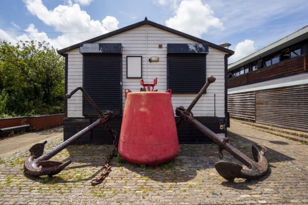 Обзор LK Samyang AF 12 мм f/2 RF-S: теперь доступен с байонетом Canon RF-S фото