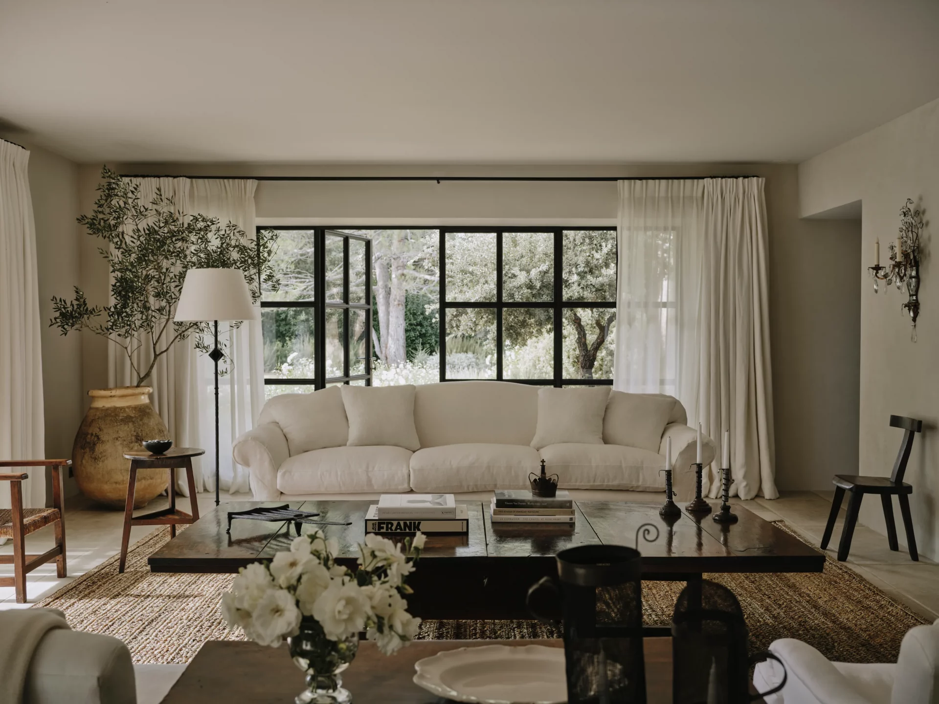 Дом мечты в Провансе: как Джон Таннер создал идеальное убежище во французской глубинке