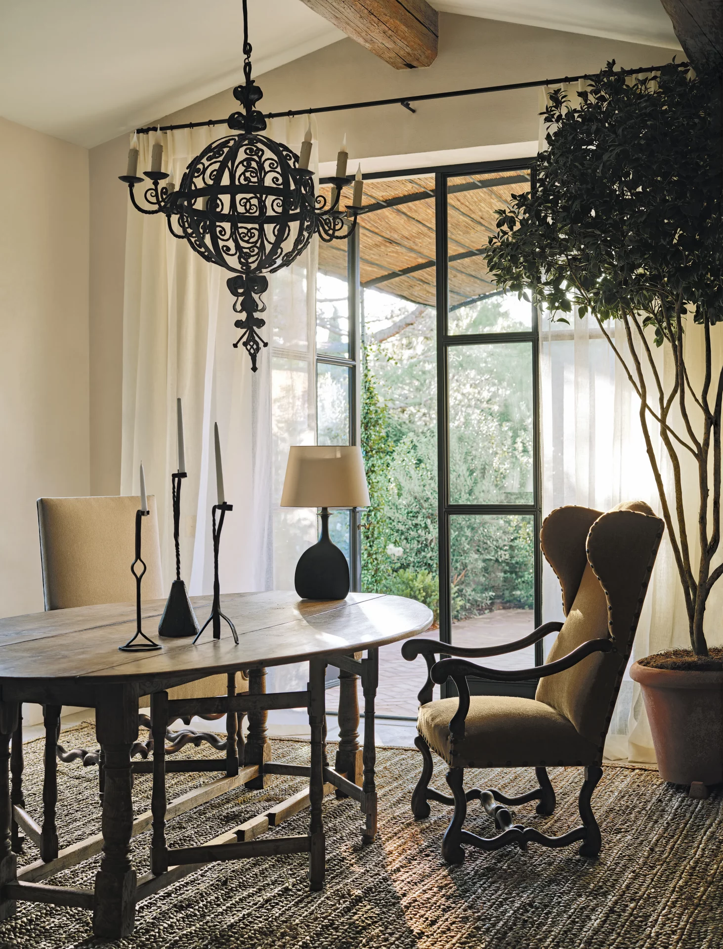 Дом мечты в Провансе: как Джон Таннер создал идеальное убежище во французской глубинке