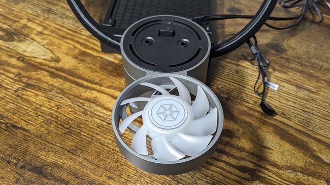 Silverstone IceMyst 240 и 360 мм