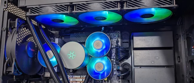 Silverstone IceMyst 240 и 360 мм