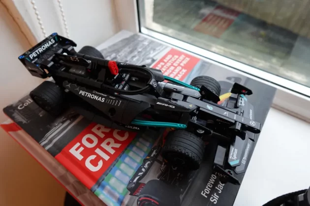 Обзор Sony ZV-1F: видеоблогинг никогда не был проще фото