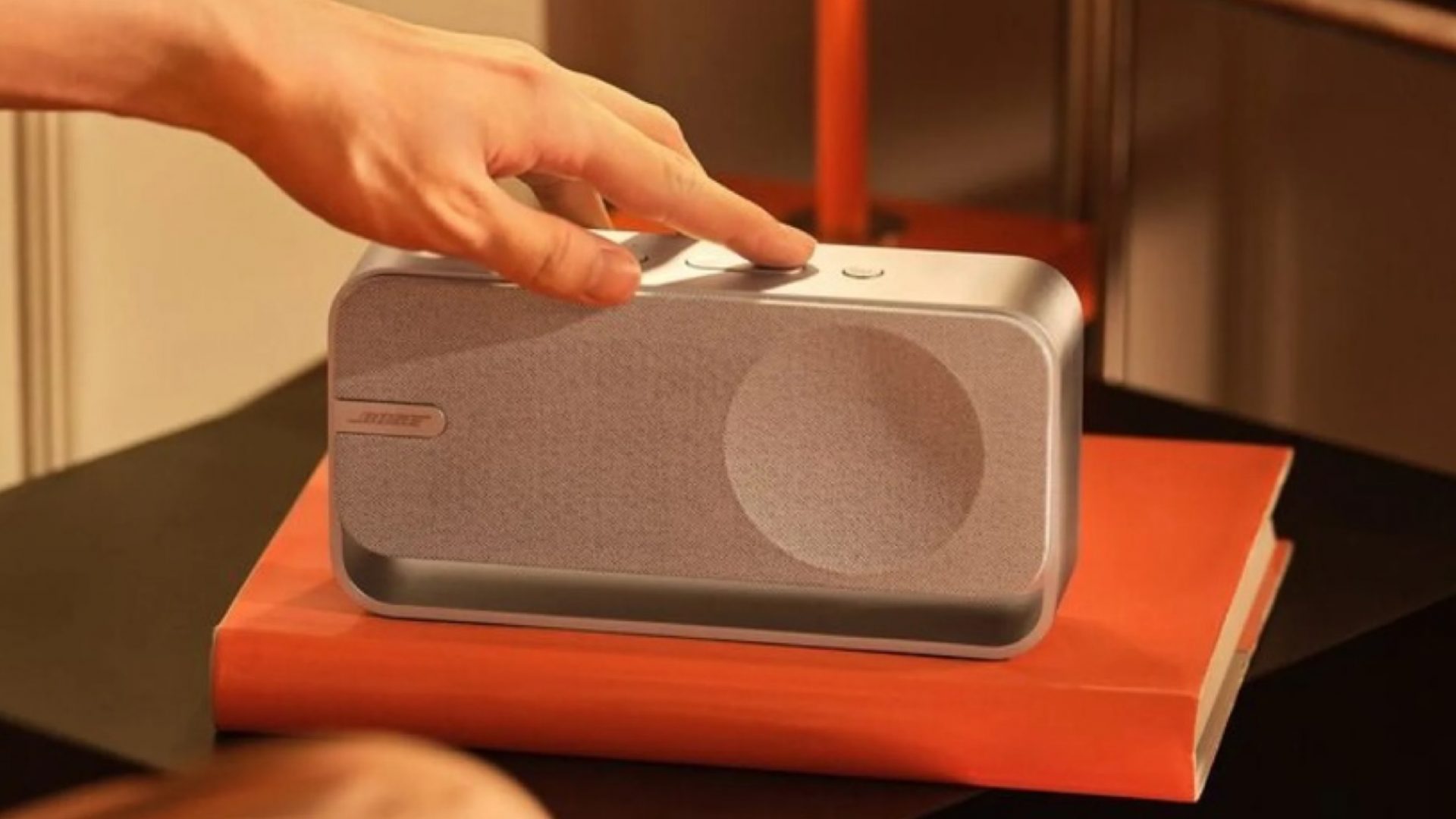 Bose SoundLink Home: минимализм и мощный звук в одной колонке